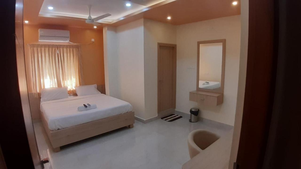 Jfive Residency Chennai Exterior foto